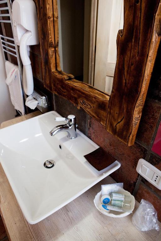 Garni La Rua Nel Bosco Hotel Rivisondoli Phòng bức ảnh